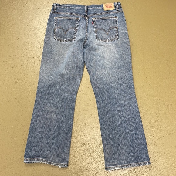 Levi’s Relaxed Boot Cut 550 Denim Jeans 16S - Picture 2 of 10